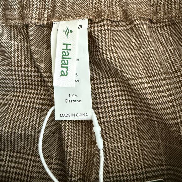 Women's Halara Brown Plaid Pull On Straight Leg Pants Size Medium NEW - Picture 3 of 10